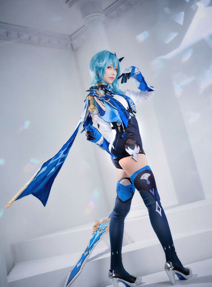 Eeelyeee nackt #108272800