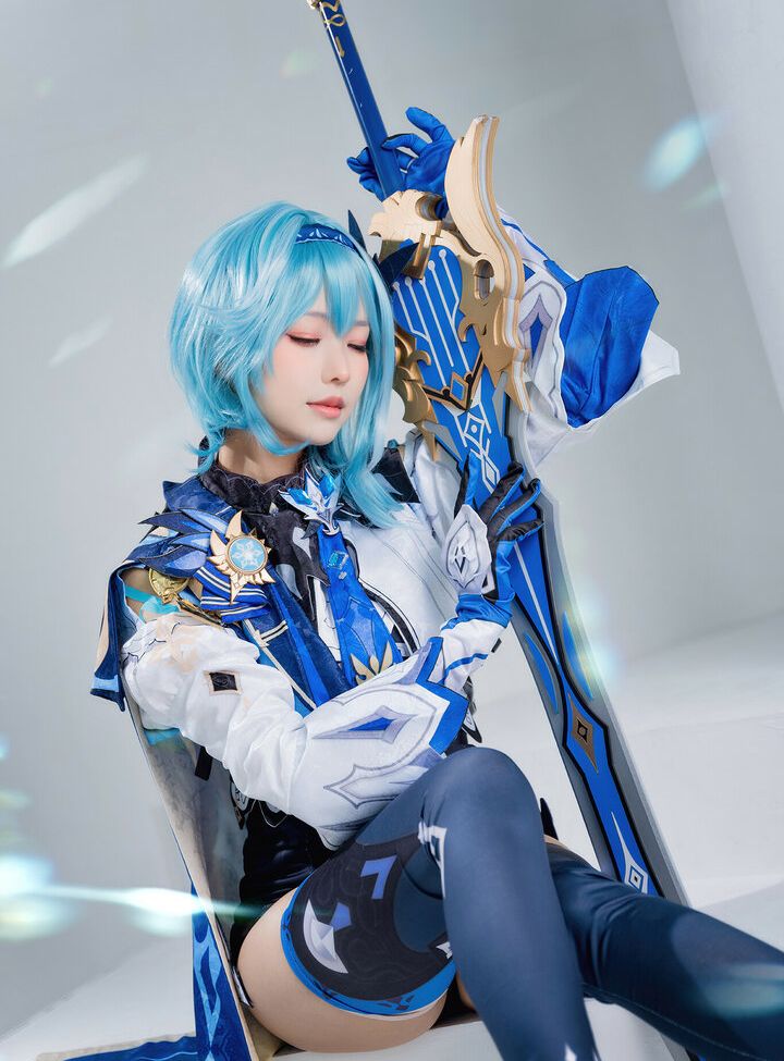 Eeelyeee nackt #108272802