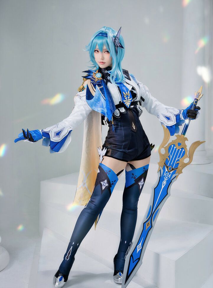 Eeelyeee nackt #108272807