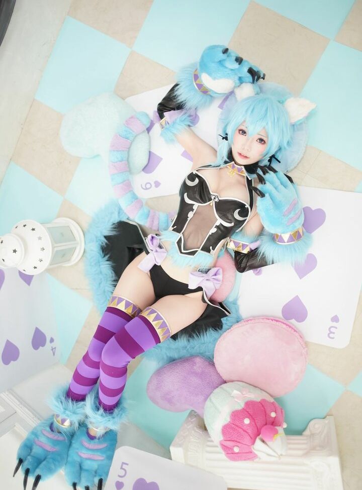 Eeelyeee nackt #108272830