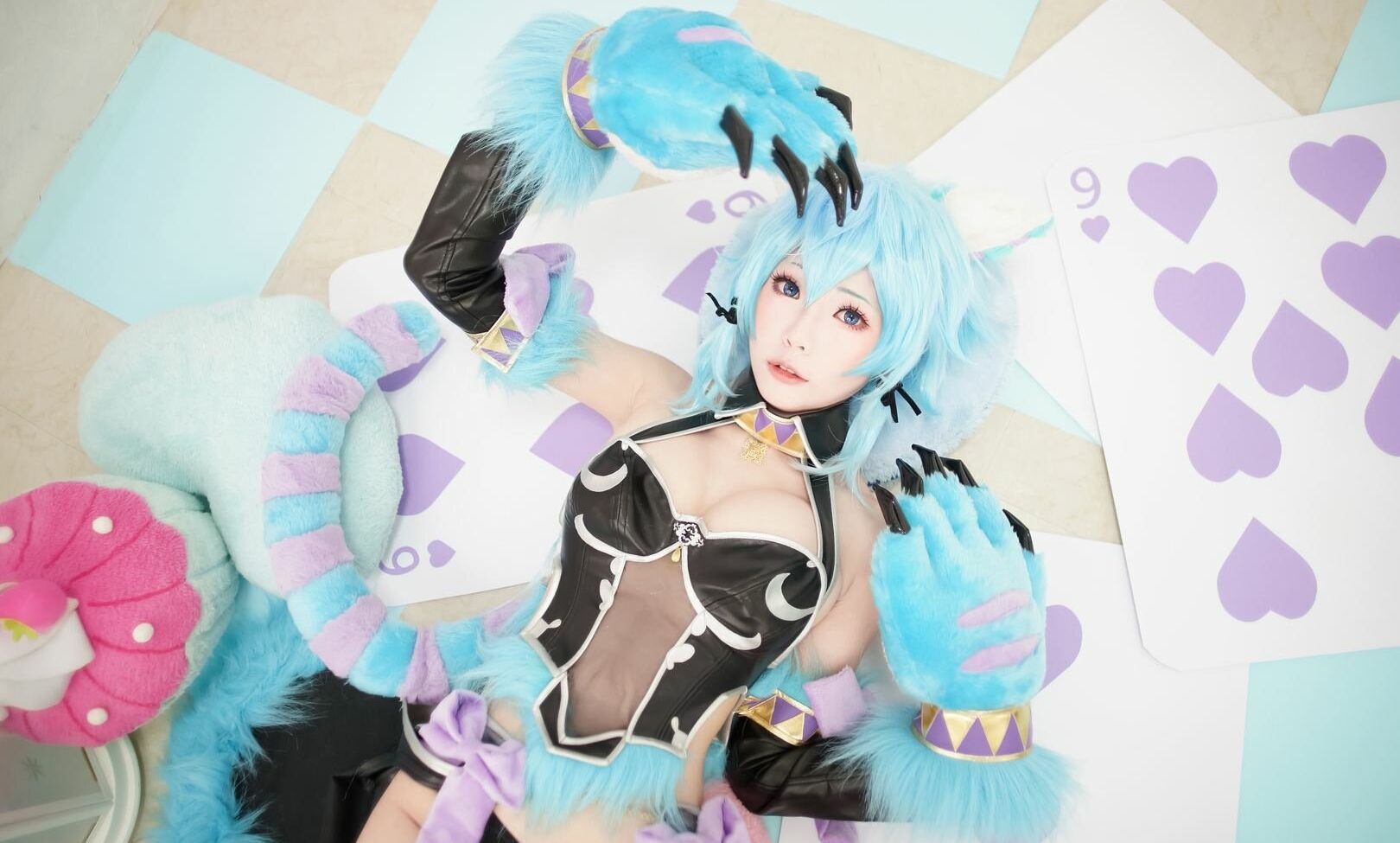 Eeelyeee nackt #108272831