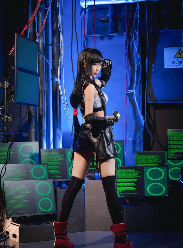 Eeelyeee nackt #108272889