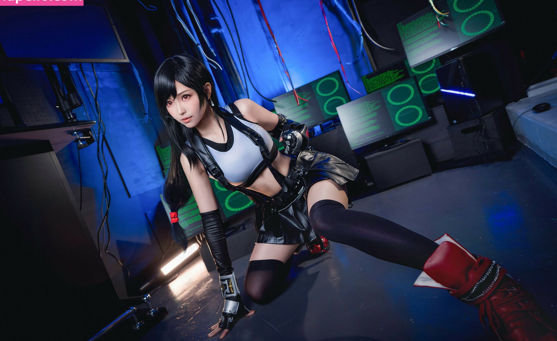 Eeelyeee nackt #108272892