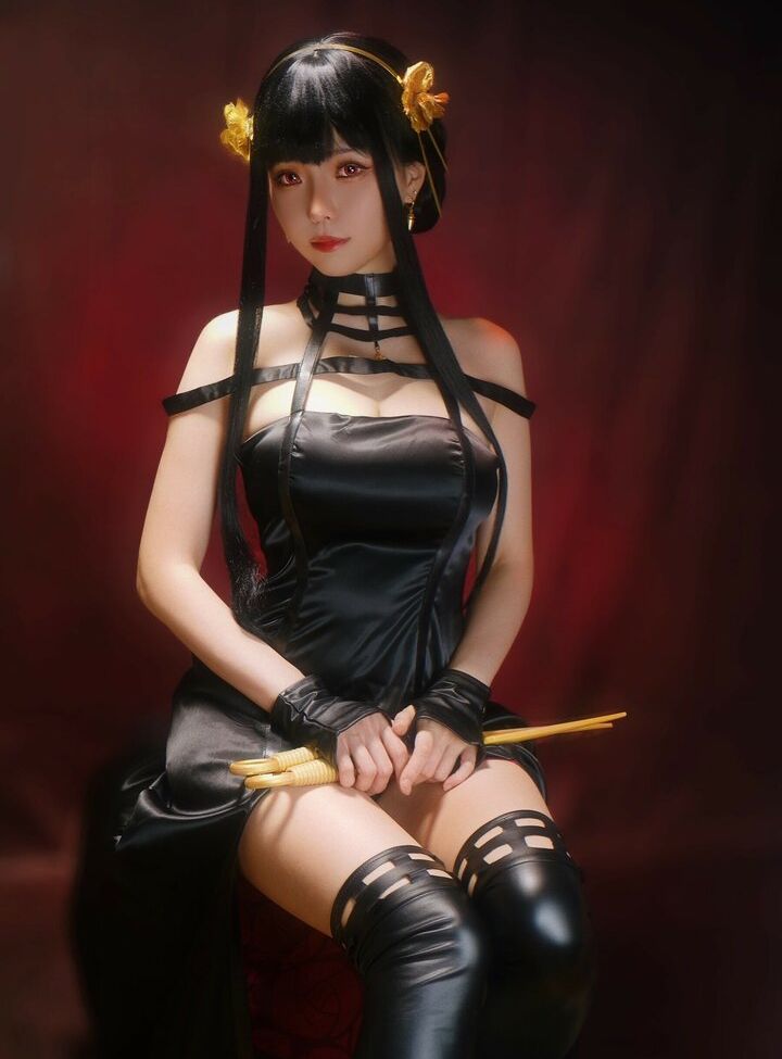 Eeelyeee nackt #108272899