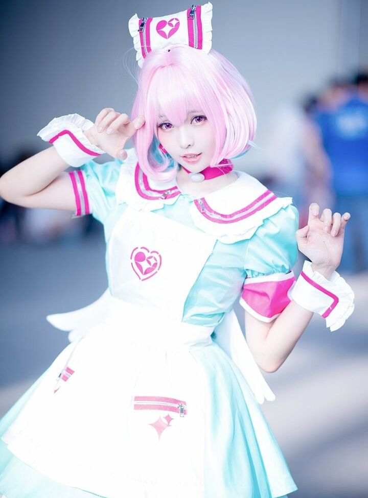 Eeelyeee nackt #108272901