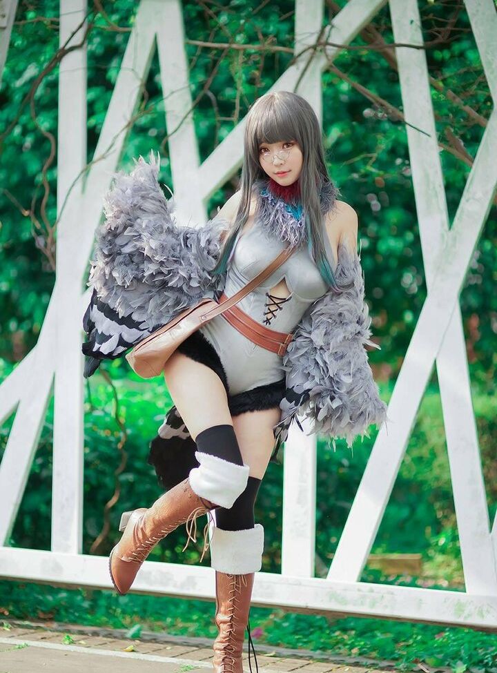 Eeelyeee nackt #108272909