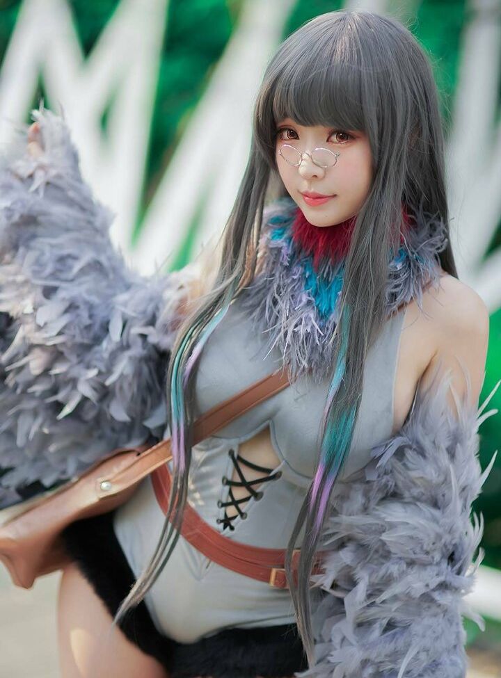 Eeelyeee nackt #108272911