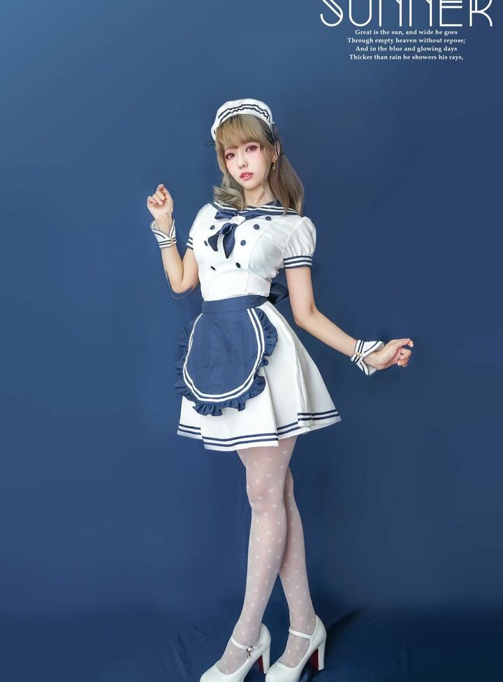 Eeelyeee nackt #108272920