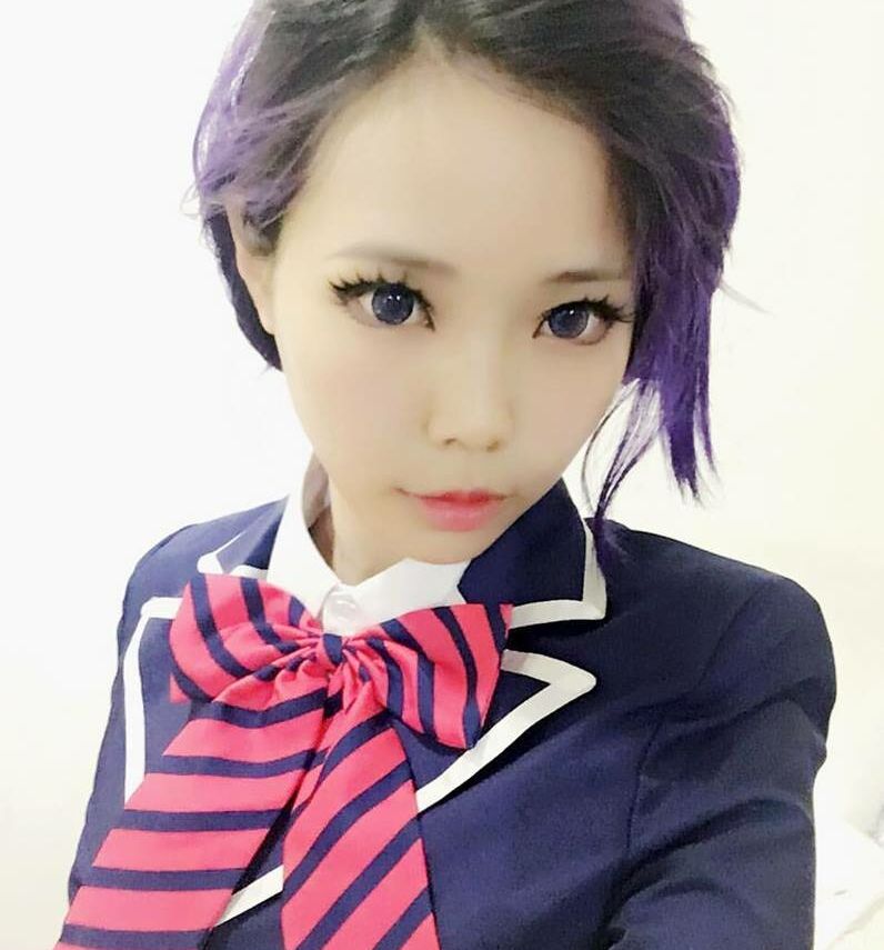 Eeelyeee nackt #108272930