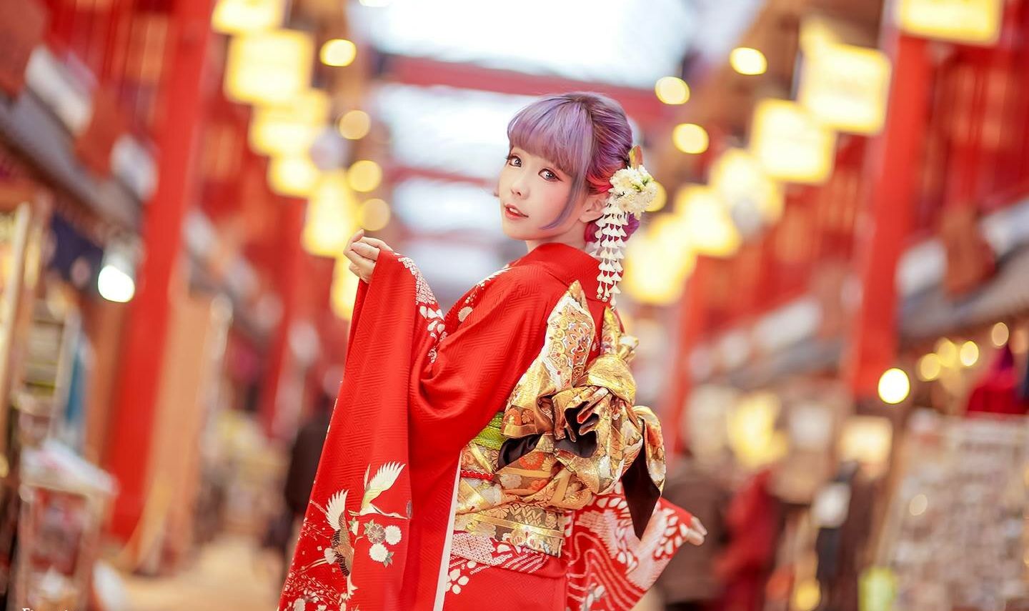 Eeelyeee nackt #108272931