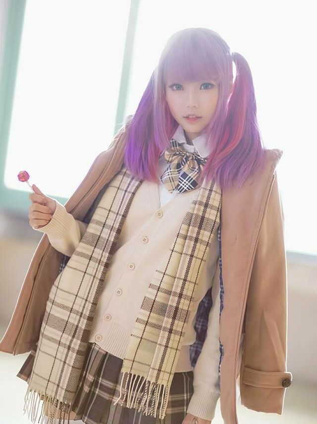 Eeelyeee nackt #108272942