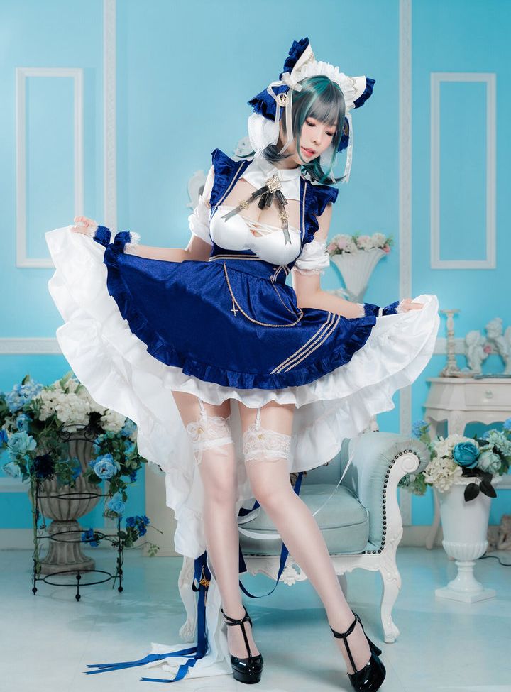 Eeelyeee nackt #108273040