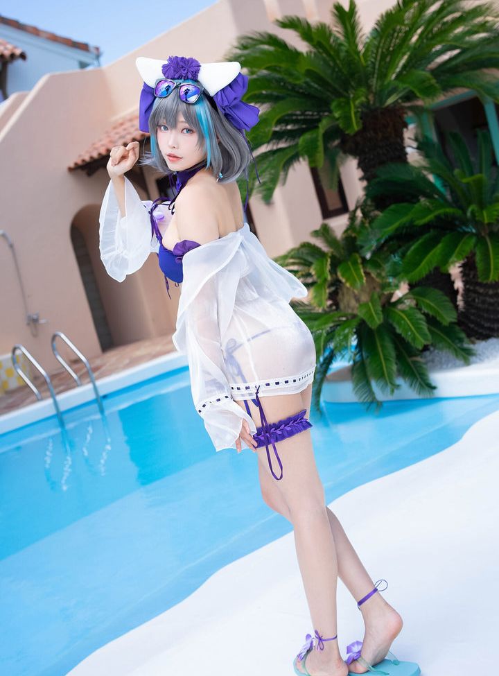 Eeelyeee nackt #108273044