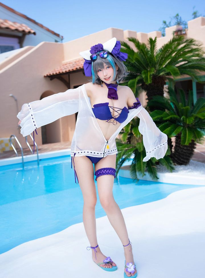 Eeelyeee nackt #108273045