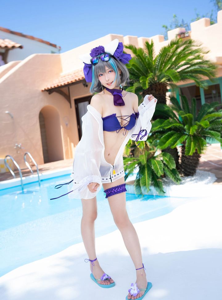 Eeelyeee nackt #108273046