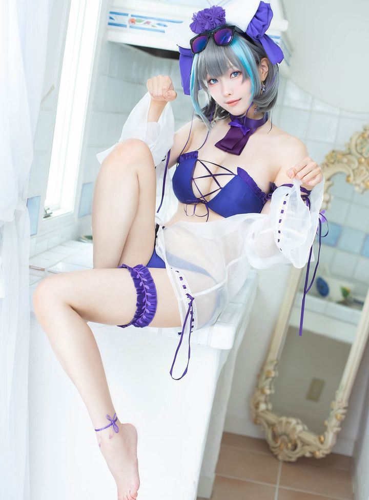 Eeelyeee nackt #108273053