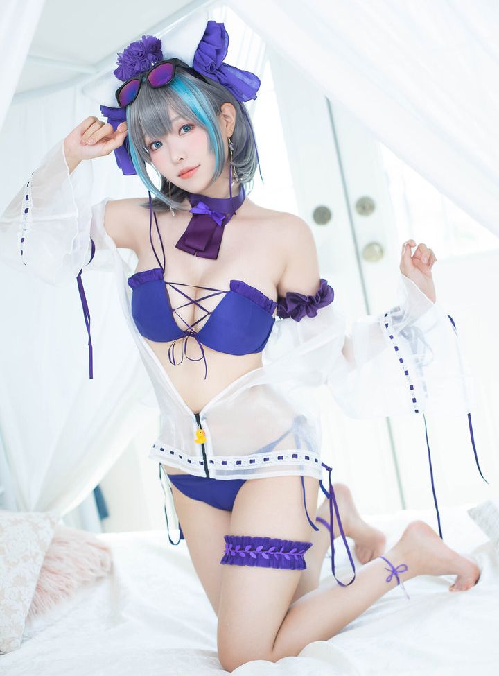 Eeelyeee nackt #108273060