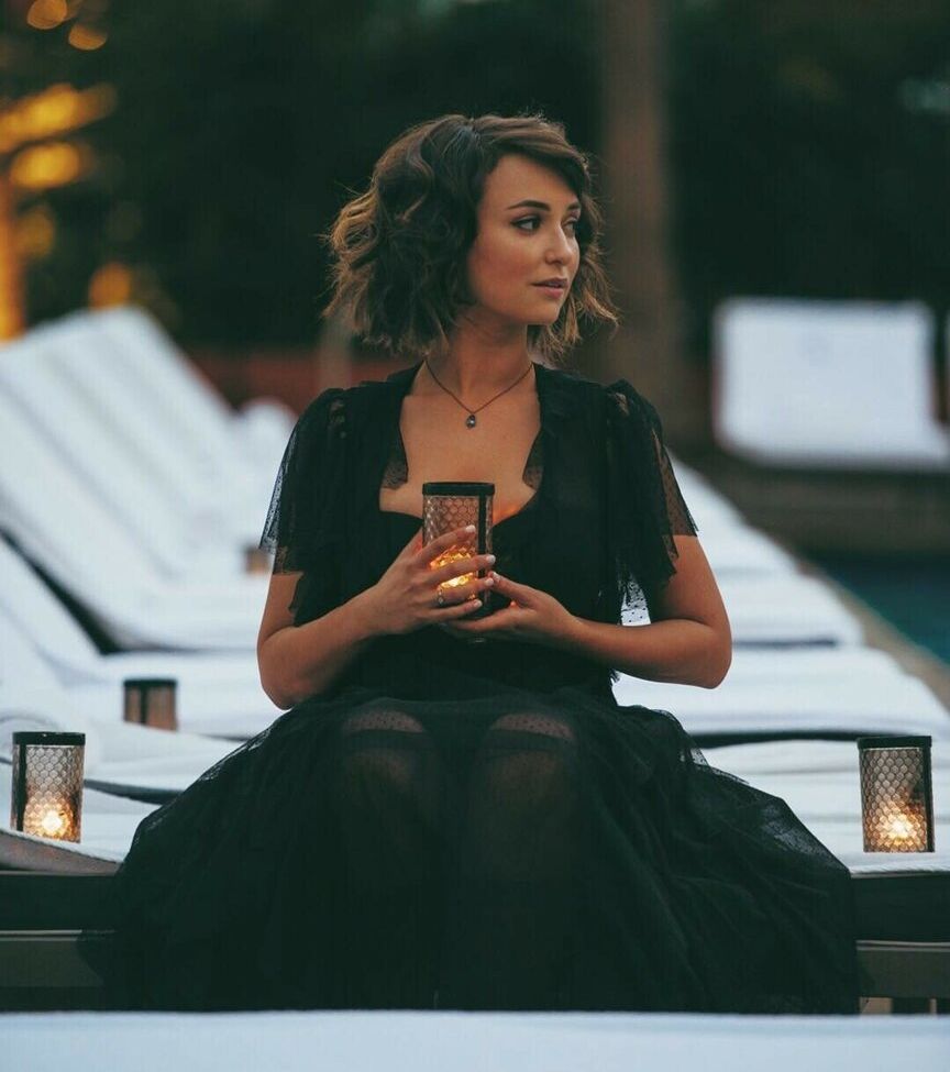 Milana Vayntrub nackt #108889138