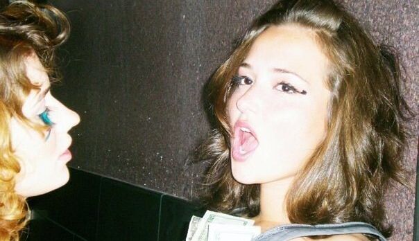 Milana Vayntrub nackt #108889218