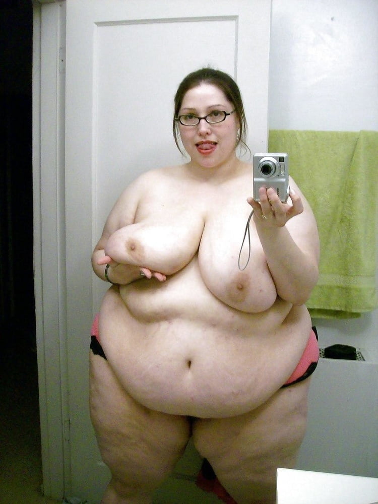 Breite Hüften - erstaunliche Kurven - große Mädchen - fette Ärsche (12)
 #99580411