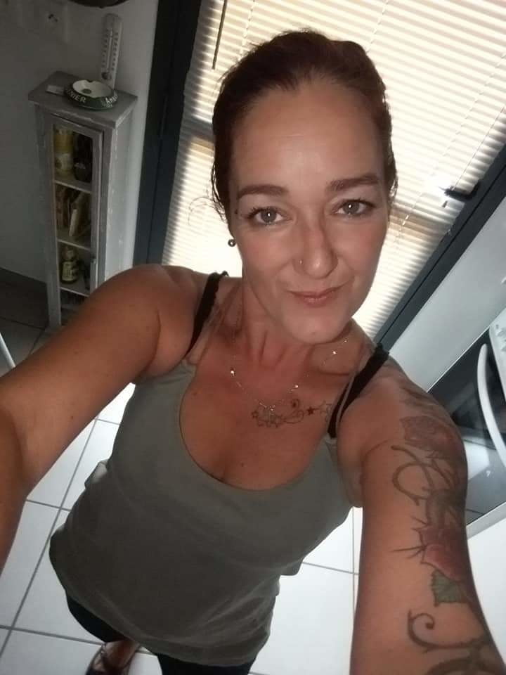Prune 41 ans #82327477