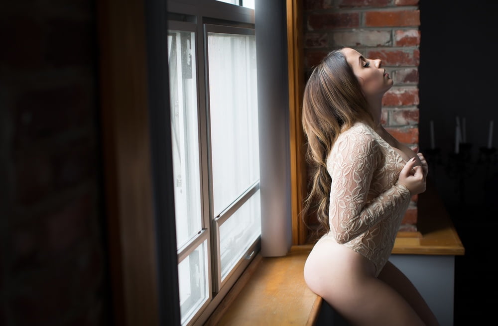 Rumänische sexy reifen Modell Dessous Boudoir Fotoshooting
 #94931905