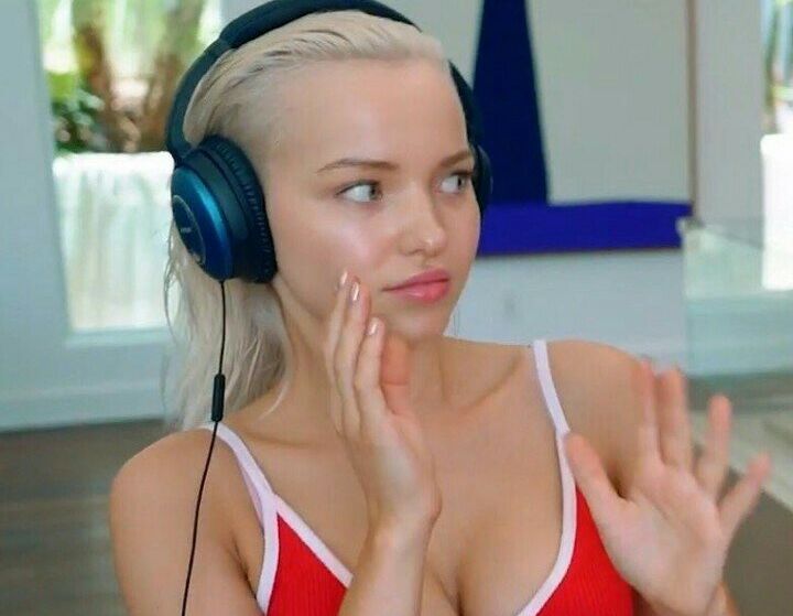 Dove Cameron nuda #108012261