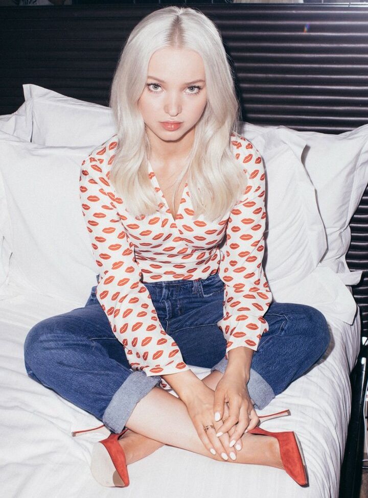 Dove Cameron nackt #108012390