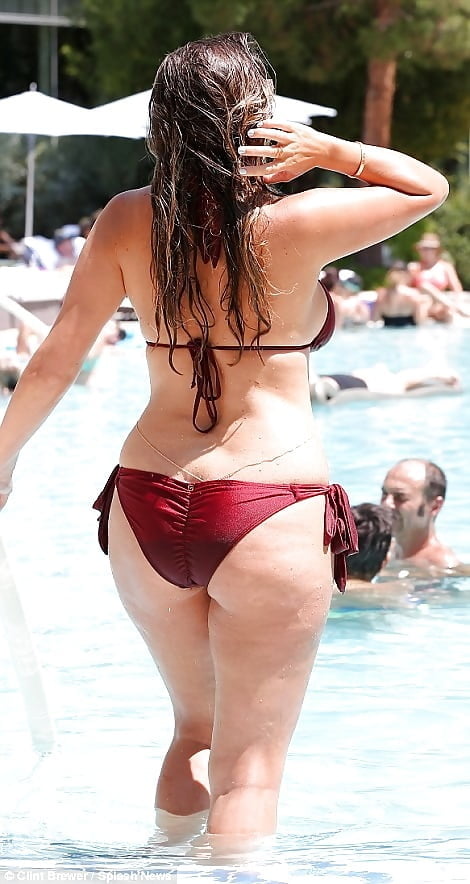 Imogen thomas
 #96765408