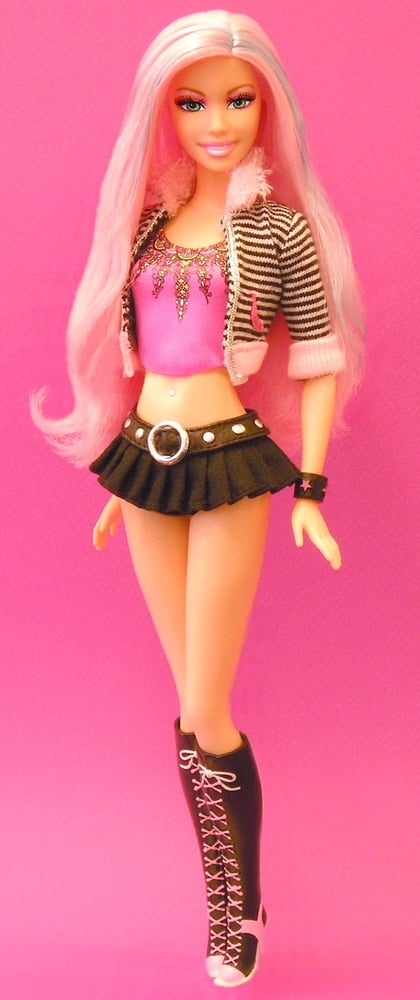 Barbie Classic #102933404