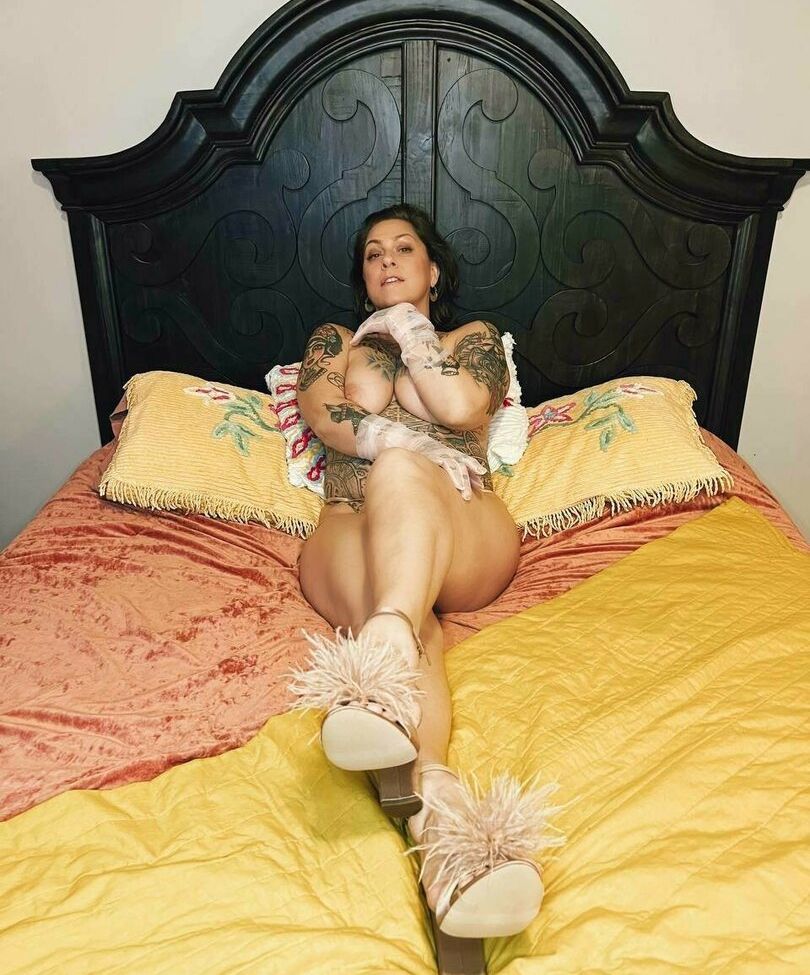 Danielle Colby nue #107929259