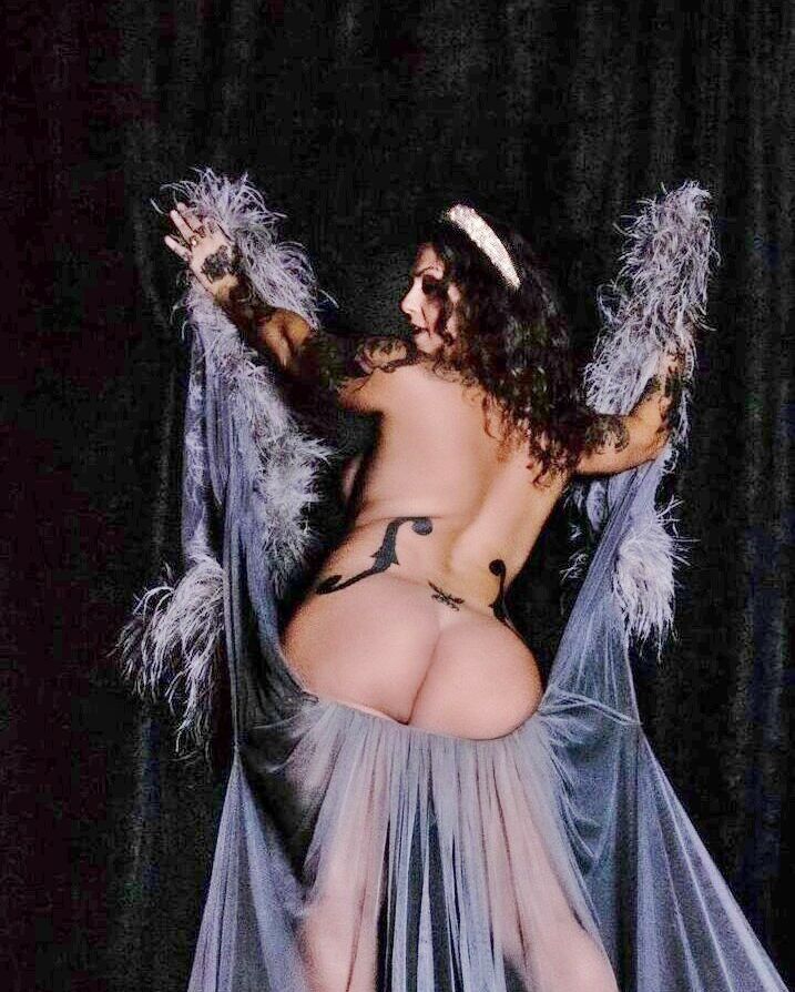 Danielle Colby nude #107929382