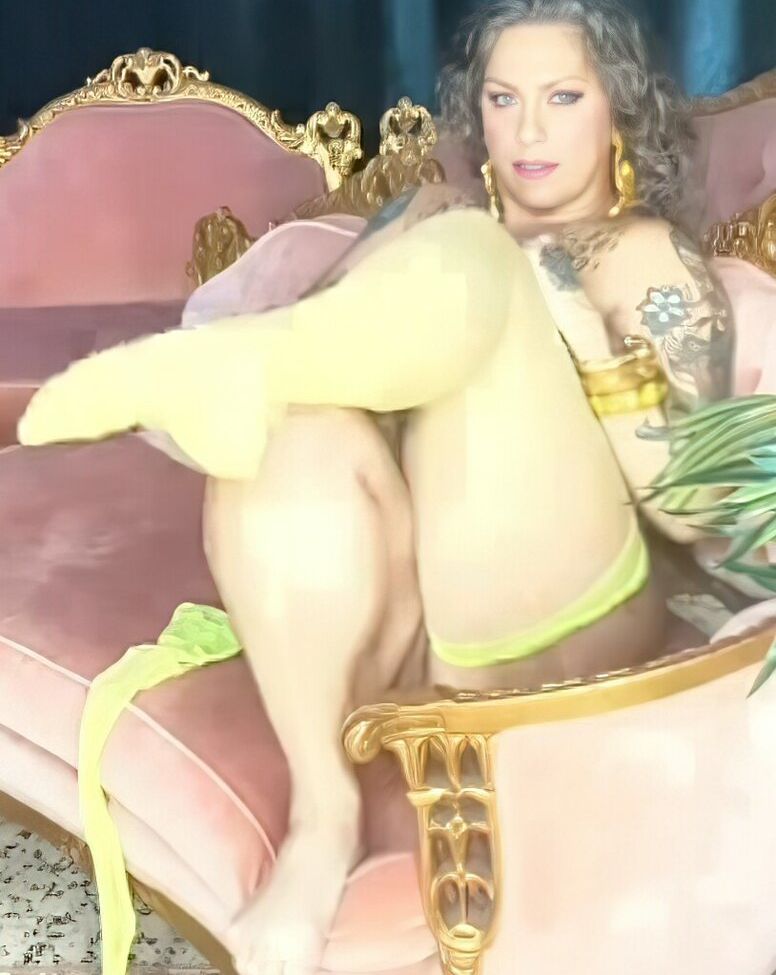 Danielle Colby nude #107929417