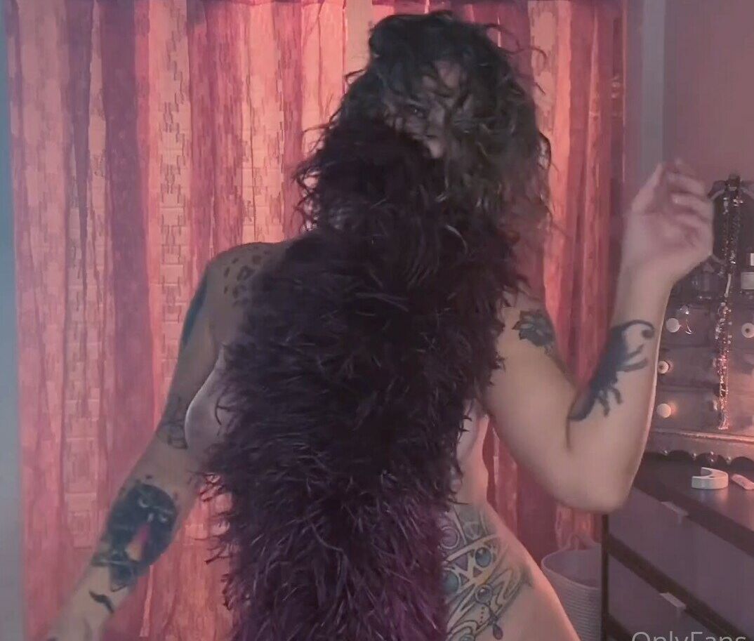 Danielle Colby nude #107929433