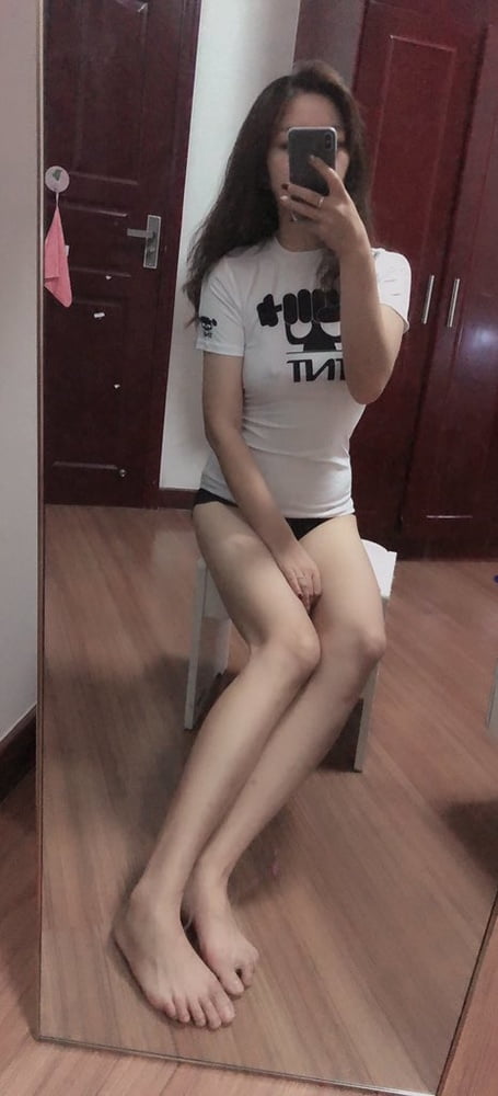 Sexy chinesisches Mädchen
 #93477934