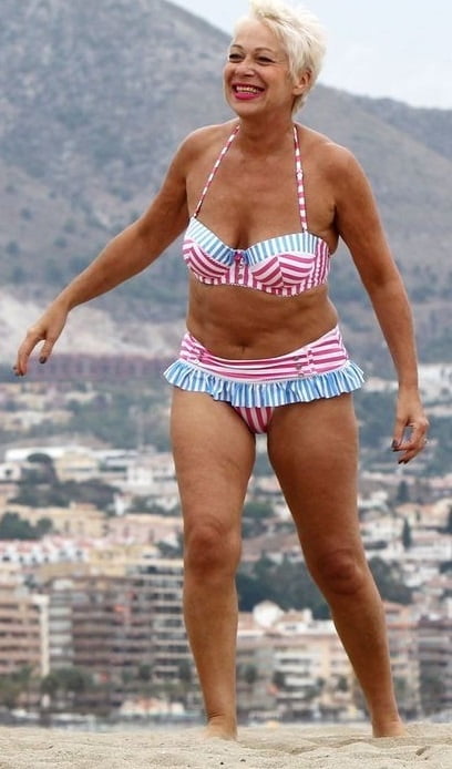 Denise Welch #100962813