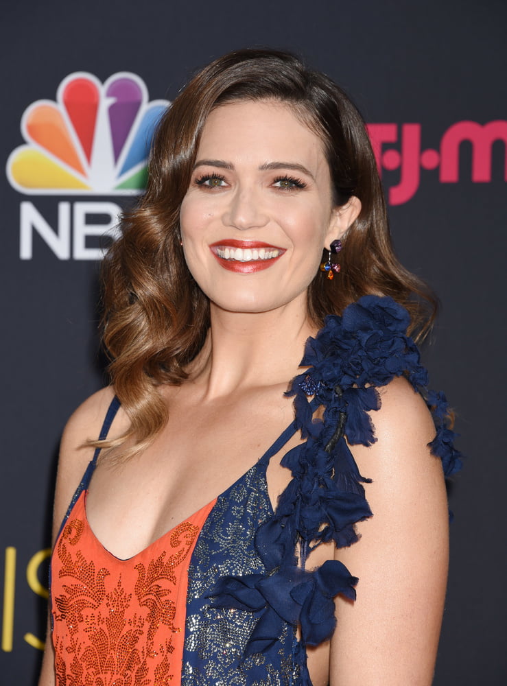 Mandy moore - this is us saison 2 premiere (26 sept 2017)
 #81984566