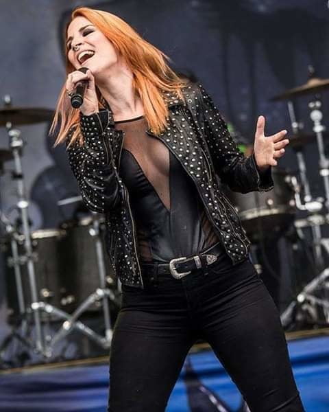 Charlotte wessels
 #93982304