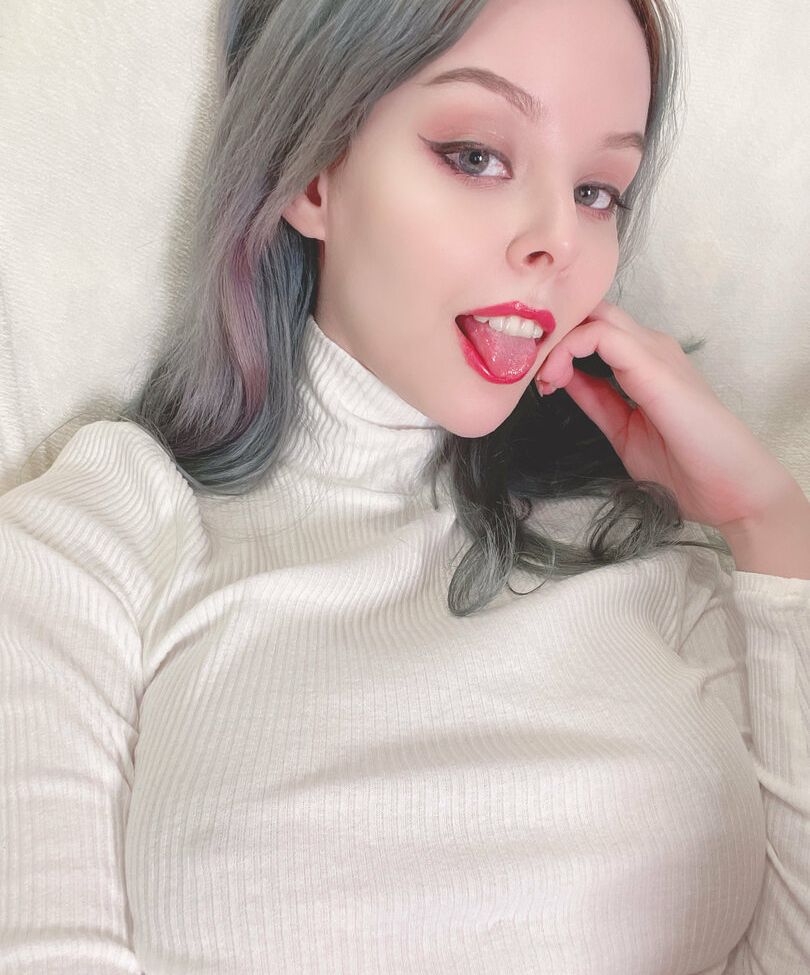 Disharmonica desnuda #107562867