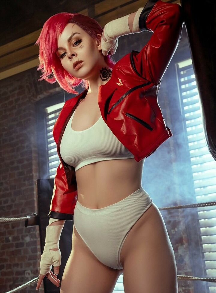 Disharmonica desnuda #107563553