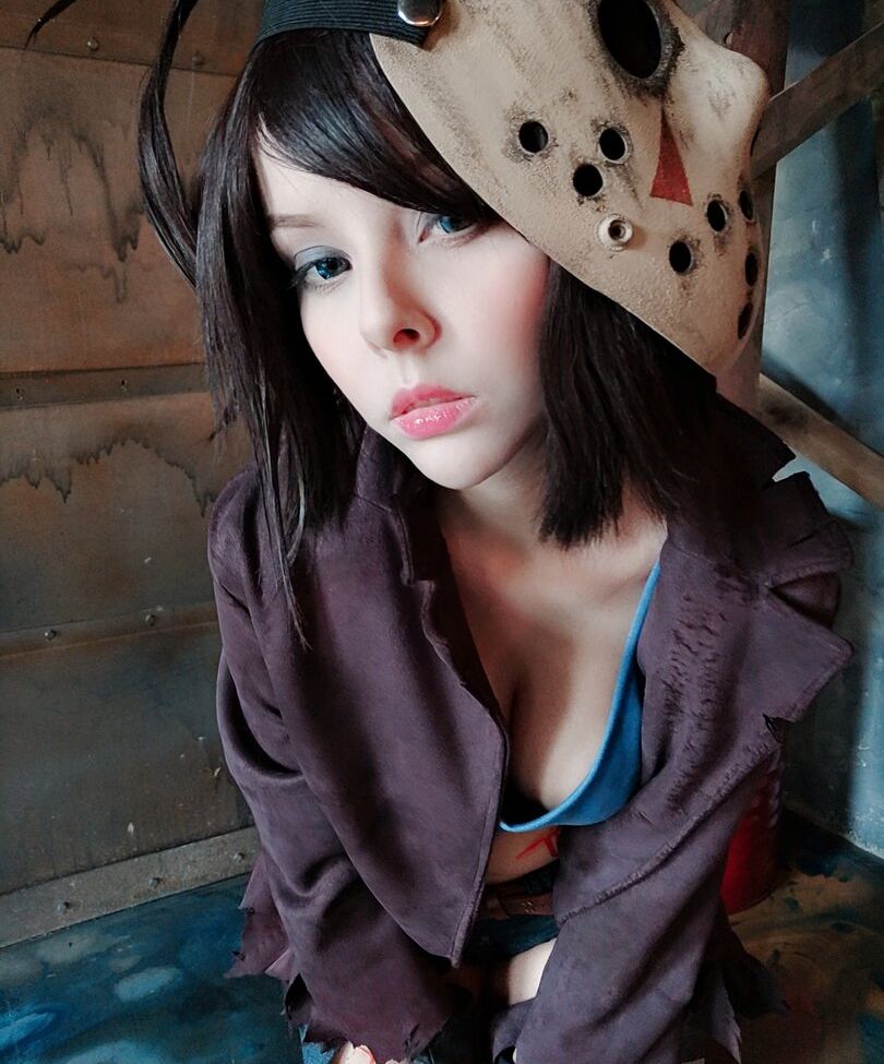 Disharmonica desnuda #107565753
