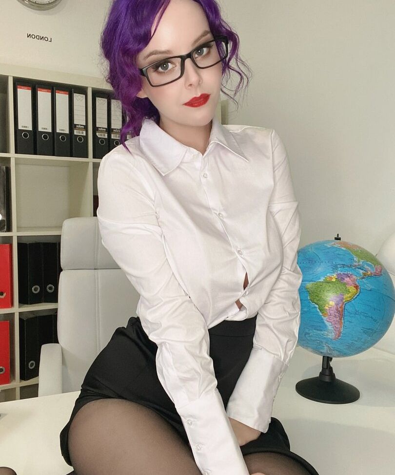 Disharmonica desnuda #107566063