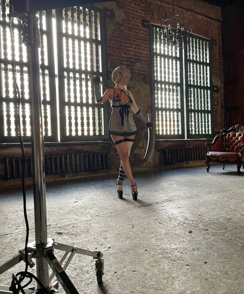 Disharmonica desnuda #107566128