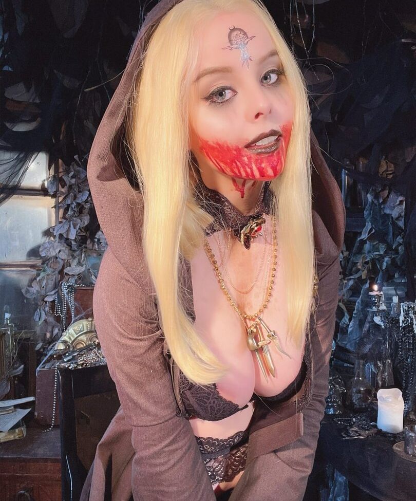 Disharmonica desnuda #107566219