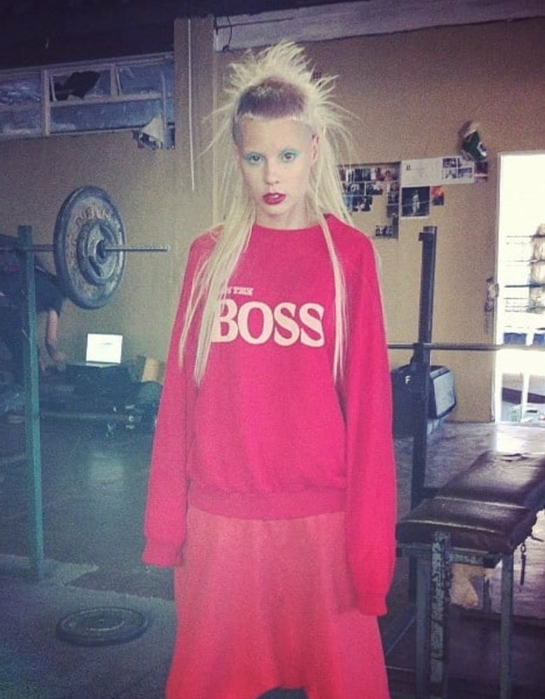 Yolandi visser carino
 #79794665