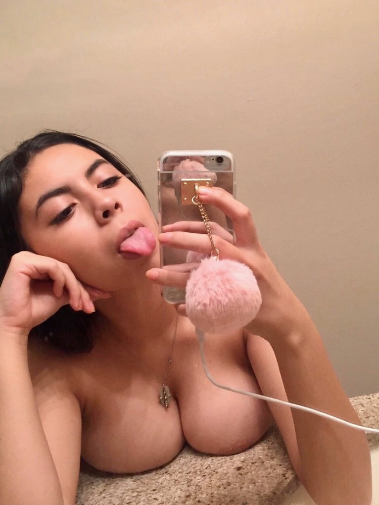 Latina 12
 #83045906