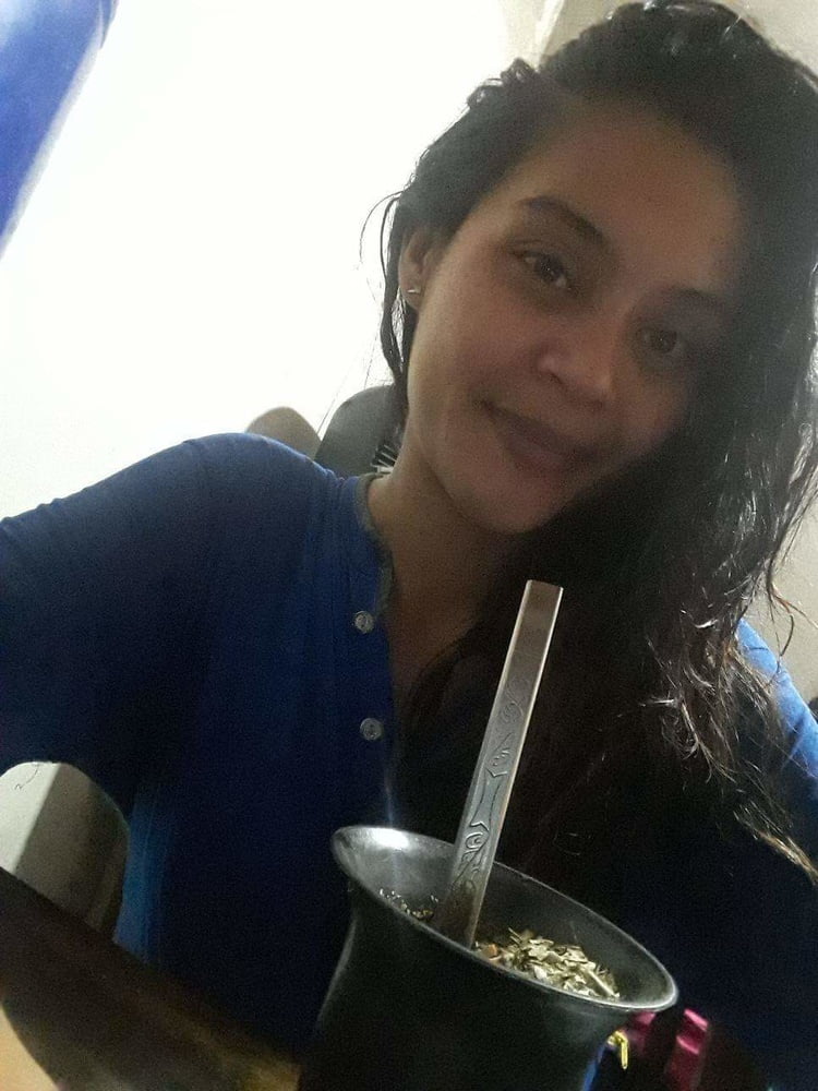 Morena deliciosa
 #93341382