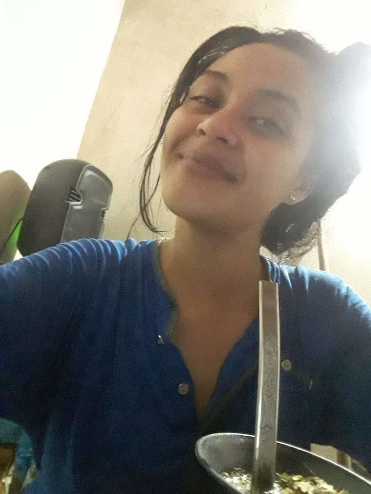 Morena deliciosa #93341388