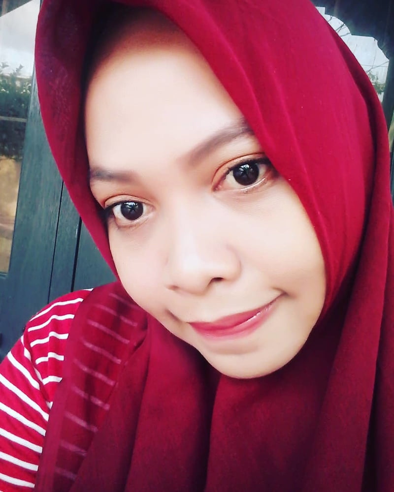 Tudung ri atun
 #91910875