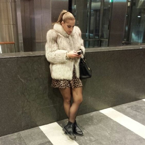 woman in fur coat 25 #96173424